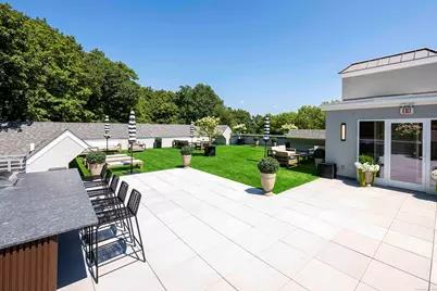 100 East Putnam Avenue #211, Greenwich, CT 06807 - Photo 2