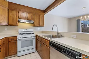 68 Copper Beech Dr, Rocky Hill, CT 06067 - Photo 14