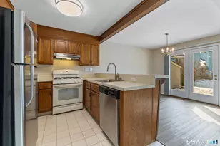 68 Copper Beech Dr, Rocky Hill, CT 06067 - Photo 12