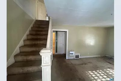 40 Houston Street, Waterbury, CT 06704 - Photo 8