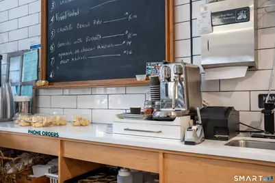 285 Main Street, Wethersfield, CT 06109 - Photo 12