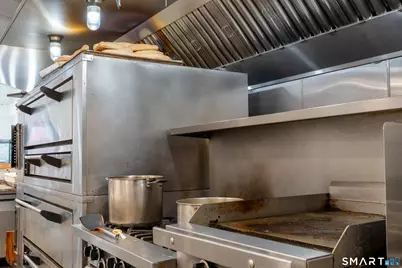 285 Main Street, Wethersfield, CT 06109 - Photo 22