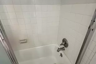 574 South Quaker Ln, West Hartford, CT 06110 - Photo 6