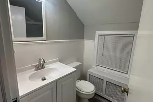 574 South Quaker Ln, West Hartford, CT 06110 - Photo 10