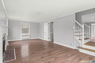 574 South Quaker Ln, West Hartford, CT 06110 - Photo 4