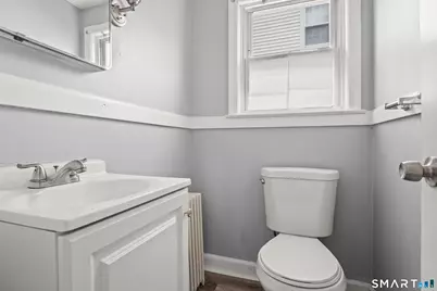 574 South Quaker Lane, West Hartford, CT 06110 - Photo 16