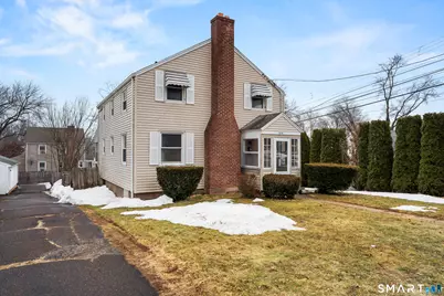 574 South Quaker Lane, West Hartford, CT 06110 - Photo 2