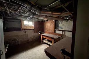 329 Bronson Rd, Fairfield, CT 06890 - Photo 16