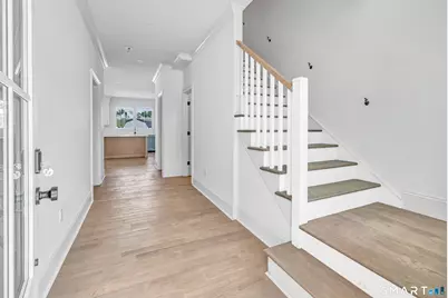 27 Suzanne Circle, Fairfield, CT 06825 - Photo 4