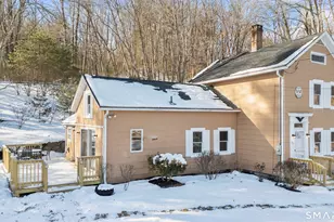 373 Collinsville Rd, Farmington, CT 06085 - Photo 2