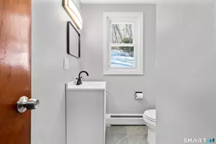 373 Collinsville Rd, Farmington, CT 06085 - Photo 8