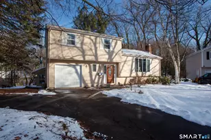 60 Ridgebrook Dr, West Hartford, CT 06107 - Photo 2