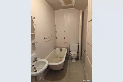 128 Portsea Street, New Haven, CT 06519 - Photo 12