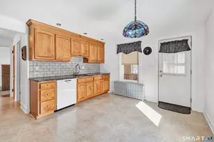 425 Piedmont St, Waterbury, CT 06706 - Photo 12