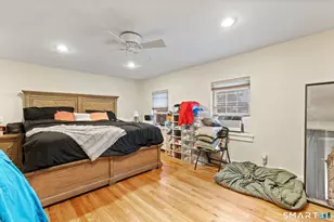 34 4th St, Stamford, CT 06905 - Photo 12