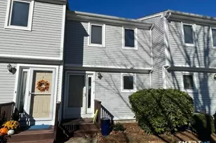 3 Mallard Cove, East Hampton, CT 06424 - Photo 2