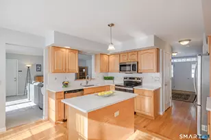 1 Owl Ridge Ln, Newtown, CT 06482 - Photo 8