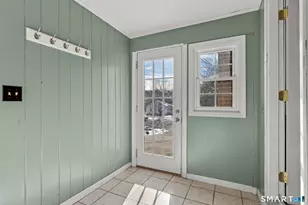 10 Pine Ct, Bristol, CT 06010 - Photo 10