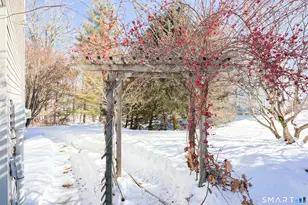 93 Pleasant View Dr, Killingly, CT 06241 - Photo 26