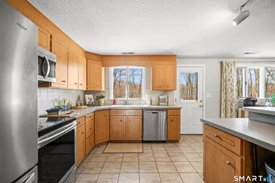 51 Barrett Road, Enfield, CT 06082 - Photo 14