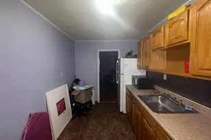 154 Virginia Ave, Bridgeport, CT 06610 - Photo 2