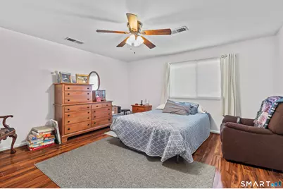 140 Thompson Street #18D, East Haven, CT 06513 - Photo 12