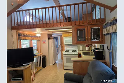 262 L-80 Shetucket Turnpike, Griswold, CT 06351 - Photo 18