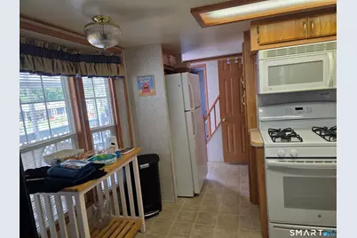 262 L-80 Shetucket Turnpike, Griswold, CT 06351 - Photo 32