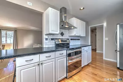 690 Forest Road #761, West Haven, CT 06516 - Photo 18