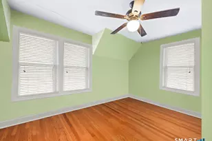 182 Broad St, Norwich, CT 06360 - Photo 8