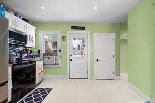 182 Broad St, Norwich, CT 06360 - Photo 4