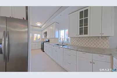 75 Richardson Street, Bridgeport, CT 06610 - Photo 6