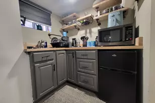 110 Darby St, Bloomfield, CT 06002 - Photo 28