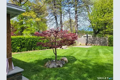 110 Darby Street, Bloomfield, CT 06002 - Photo 38