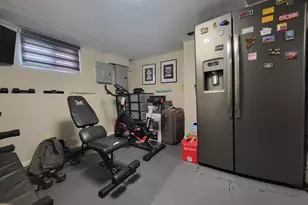 110 Darby St, Bloomfield, CT 06002 - Photo 30