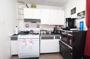 107 Colony St, Bridgeport, CT 06610 - Photo 14