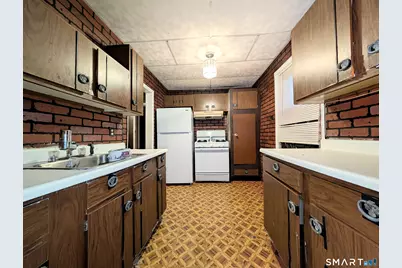 107 Colony Street, Bridgeport, CT 06610 - Photo 22