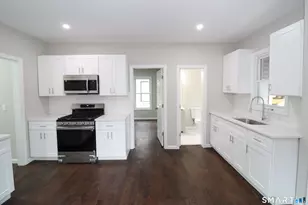 354 Beechmont Ave, Bridgeport, CT 06606 - Photo 4