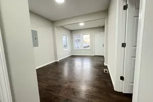 354 Beechmont Ave, Bridgeport, CT 06606 - Photo 16