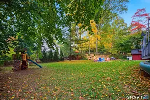 341 Crestwood Rd, Fairfield, CT 06824 - Photo 32