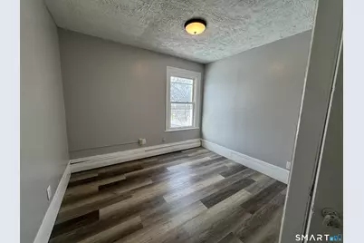 107 Hamilton Street #2, Hartford, CT 06106 - Photo 4