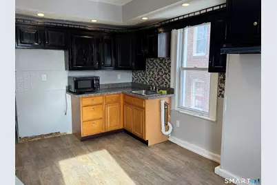 107 Hamilton Street #2, Hartford, CT 06106 - Photo 2