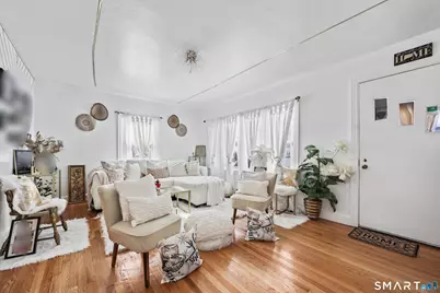 17 Rosedale Avenue, Waterbury, CT 06705 - Photo 1