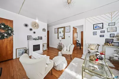 17 Rosedale Avenue, Waterbury, CT 06705 - Photo 4