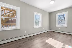 22 Wolcott St, New Haven, CT 06513 - Photo 4