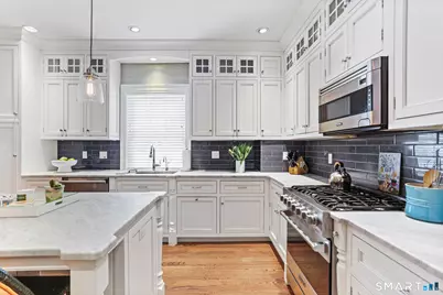 127 Spruce Street #127, Fairfield, CT 06890 - Photo 10