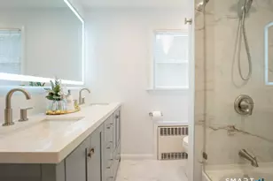 15 Ridgebrook Dr, Bridgeport, CT 06606 - Photo 16