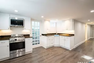 15 Ridgebrook Dr, Bridgeport, CT 06606 - Photo 24