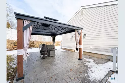 15 Ridgebrook Drive, Bridgeport, CT 06606 - Photo 8