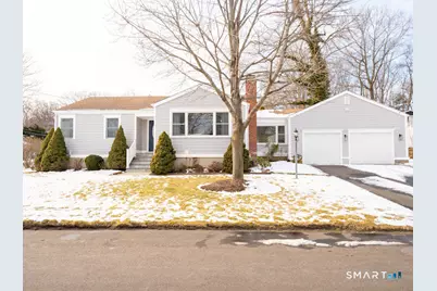 15 Ridgebrook Drive, Bridgeport, CT 06606 - Photo 2